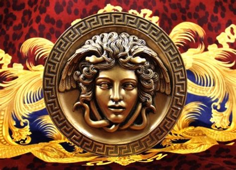 versace medusa meaning